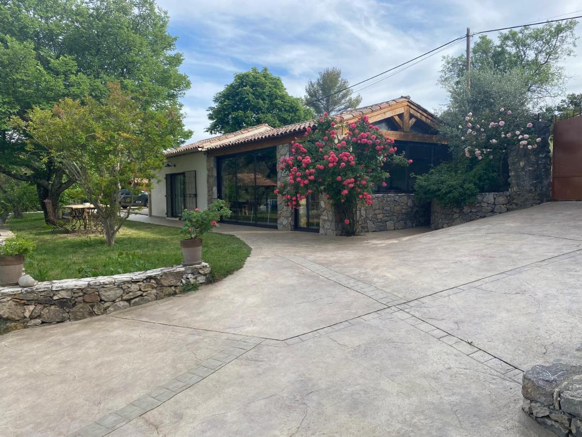 Le Hameau Des Vanades Apartamento