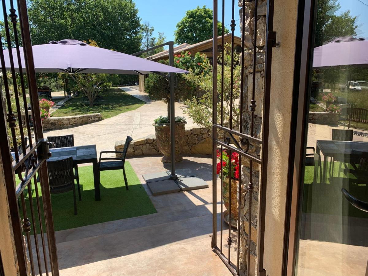 Le Hameau Des Vanades Ampus